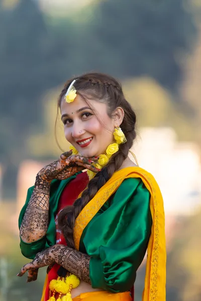 Mehandi Photo